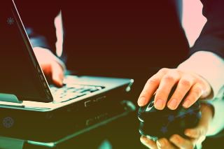新兴业务收入增速突出我国通信业整体运行向好
